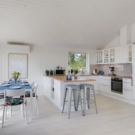 Dom wakacyjny Rickmer - 200m From The Sea In Djursland And Mols By Interhome Ebeltoft